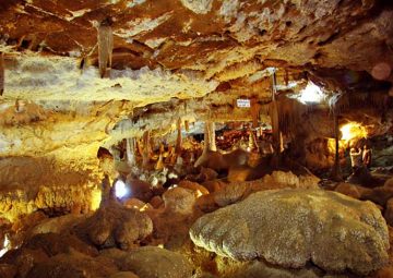 غار کتله خور شگفت انگیزترین غار آهکی خاورمیانه