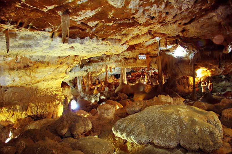 غار کتله خور شگفت انگیزترین غار آهکی خاورمیانه