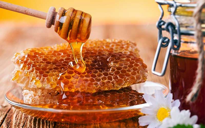 ۵ خاصیت شگفت انگیز عسل برای درمان بیماریها
